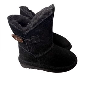 New BEARPAW Suede Shearling Cozy Black Kids Boots